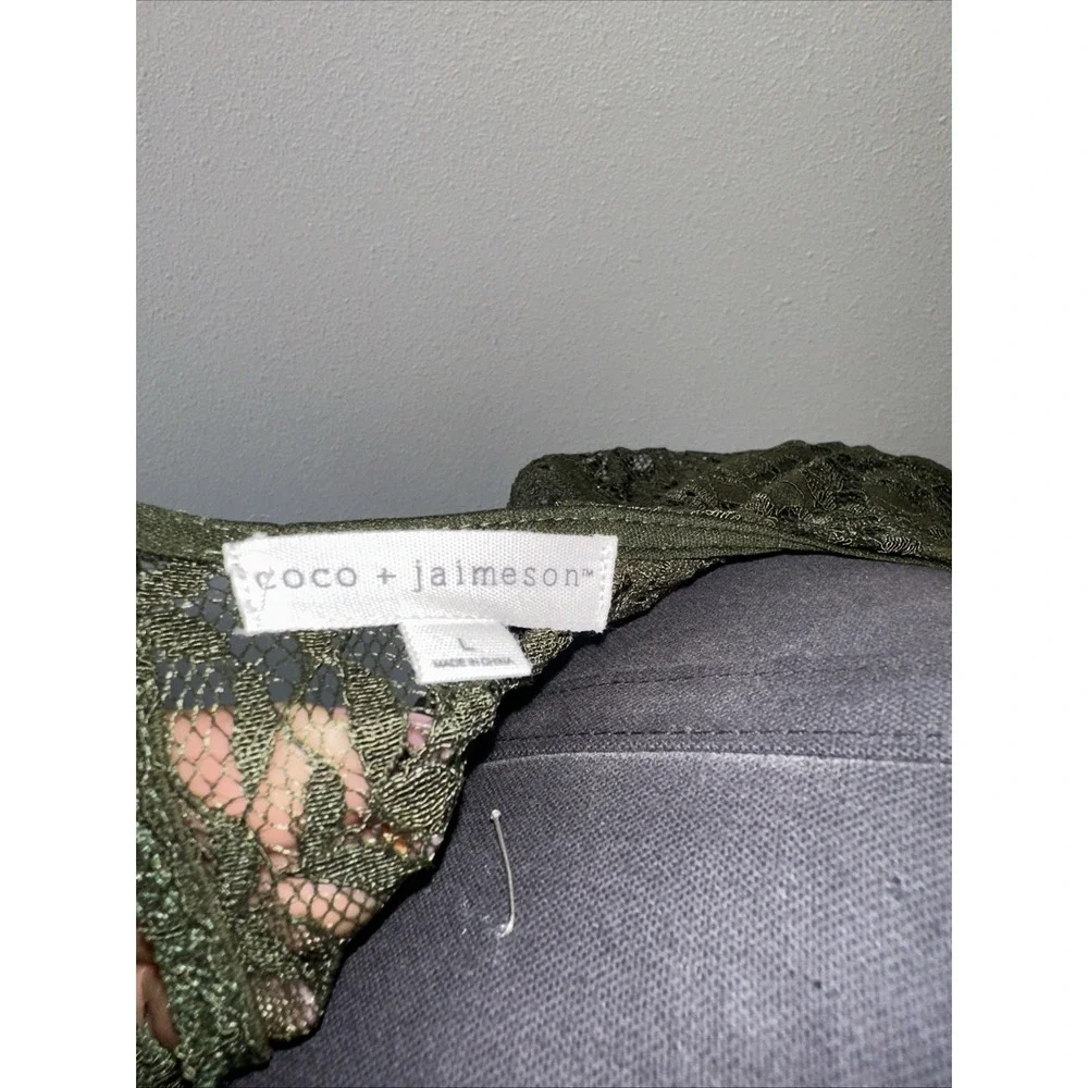 Coco + Jaimeson Forest Green Lace Top Size L Lo G Sleeve - Picture 6 of 7